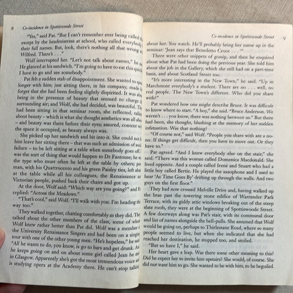 🌈2/$8  Love Over Scotland #3 in the 44 Scotland Street Series - Picture 12 of 12